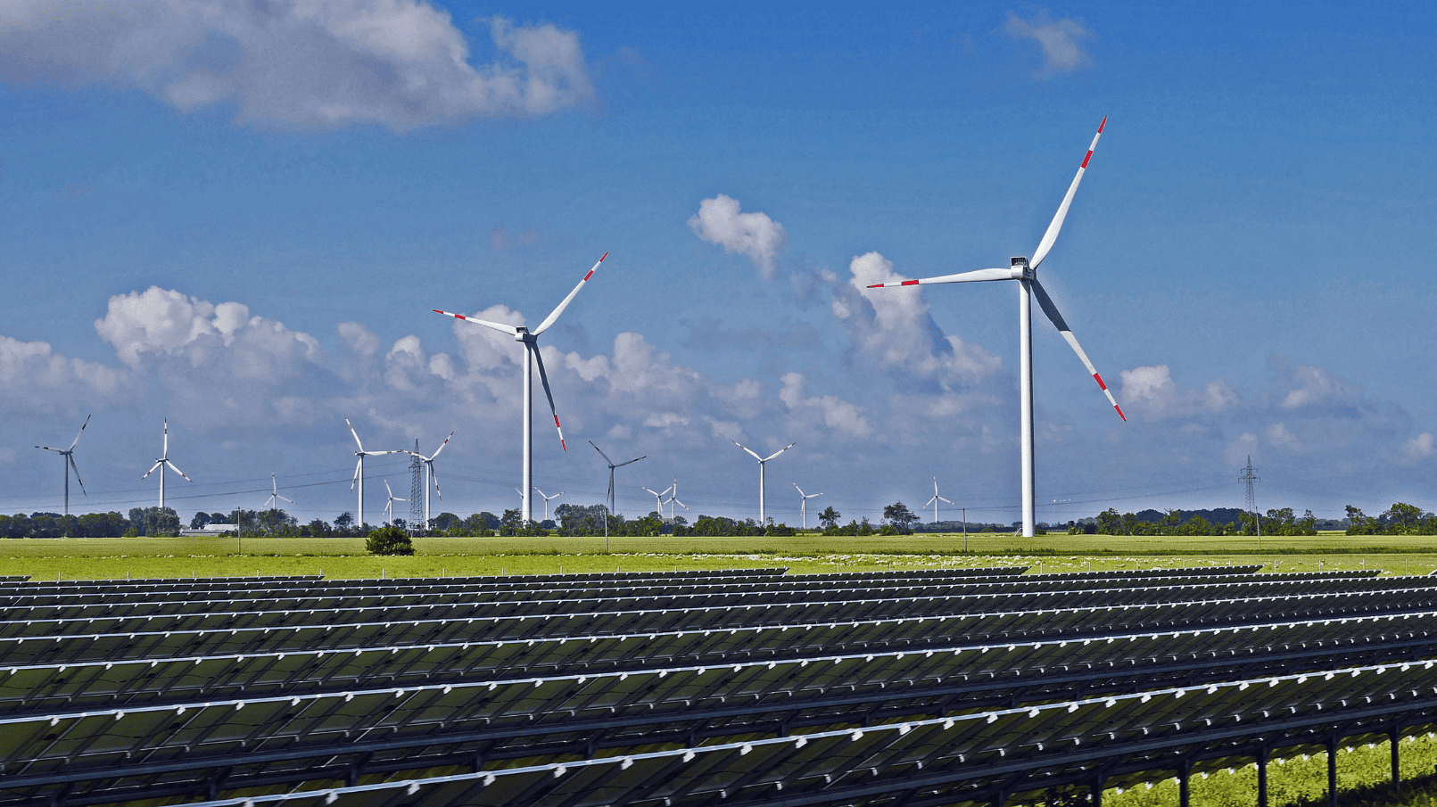 solar-farm-with-wind-turbines